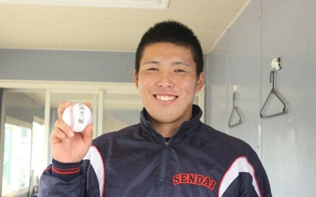 巨人は移籍2年目の中継ぎ右腕、195センチ左腕、巨人レジェンドと同姓同名の捕手が戦力外に