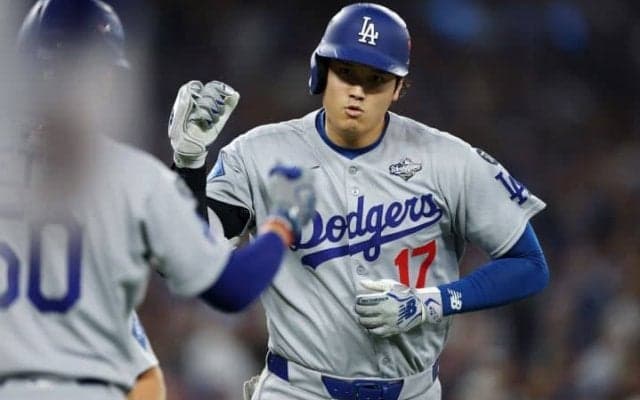 “投壊”ド軍に「ポジティブな要素」大谷翔平のWS初アーチ　米メディアが活躍を予想「野球のレジェンドに位置している」