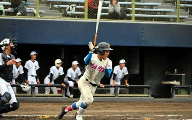 花咲徳栄13年ぶり決勝　九回2死からドラマ　高校野球秋季関東大会
