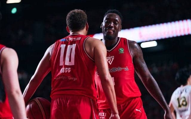 千葉ジェッツがB1記録の開幕8連勝を達成…サンロッカーズ渋谷に快勝、ホグが27得点の活躍