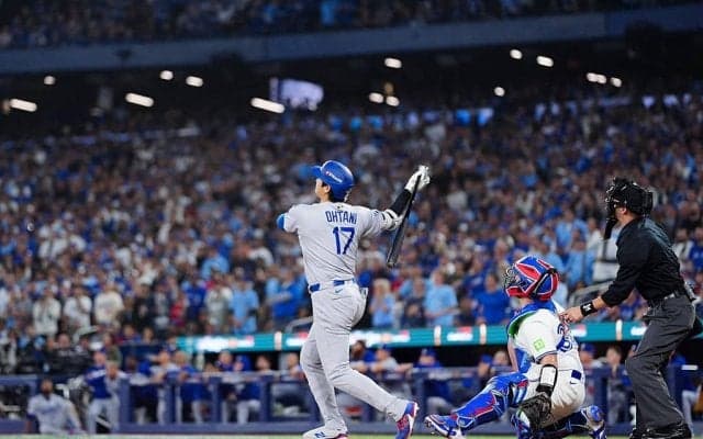 なんで…！？ 大谷翔平に「ドン引き」衝撃の“高弾道アーチ”→相手野手の様子がおかしくなる「怖すぎるだろ」