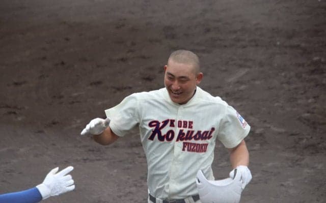 楽天ドラ7の母校・神戸国際大付が初戦突破！指揮官は「1番から7番まで放り込める子を並べている」と長打力に自信【近畿大会】