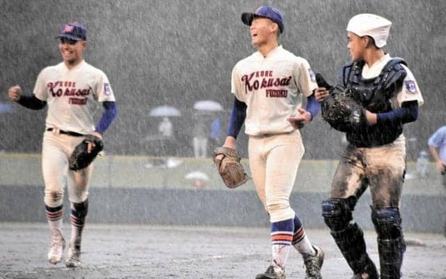 滋賀学園、大阪桐蔭、神戸国際大付が近畿4強へ　センバツ出場に前進