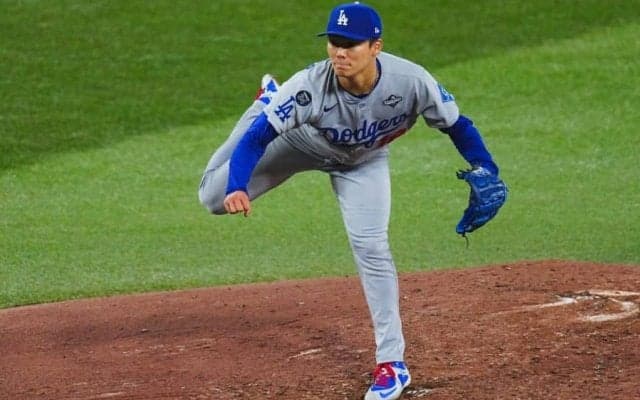 山本由伸の完投…憂いたNY記者「残念」　ヤ軍がケチった37億円にファン辛辣「愚か」