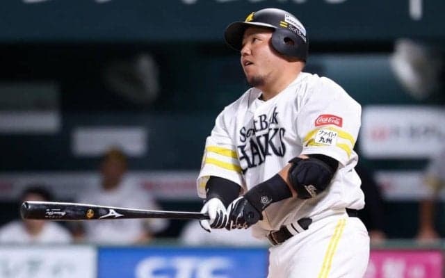 鷹・山川穂高の胸中　2軍落ち＆不振で「個人的な悔しさ」も…揺るぎない“優先事項”