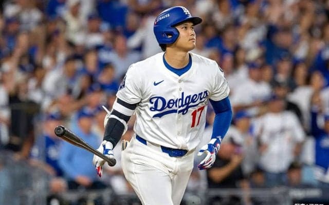 ドジャースは「MVPトリオの活躍」「先発投手の球数」、ブルージェイズは「シャーザーの出来」。ワールドシリーズ第3戦、3つのポイント
