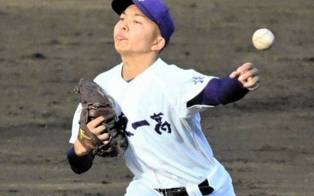 関東第一の左腕、光った投球術「バックを信じた」　秋季東京都大会