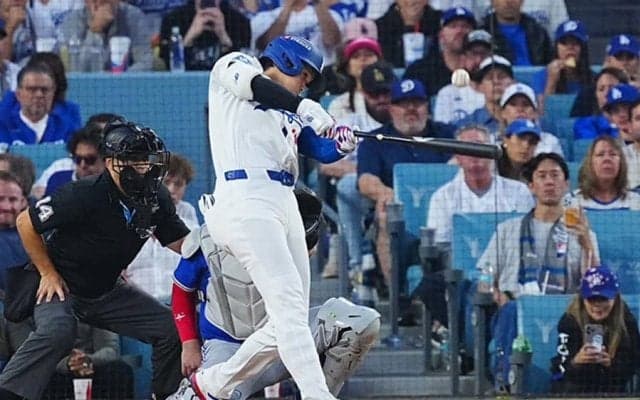 大谷翔平は「なんでHRにできるんだ？」　ボール球粉砕のWS2号に騒然「怖すぎるよ」