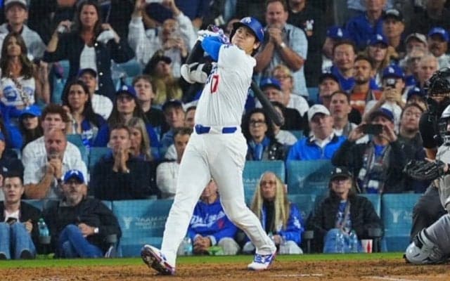 大谷翔平、マルチHRに雄叫び　日本人単独最多PS11号＆球団タイ今季PS8号、本拠地熱狂