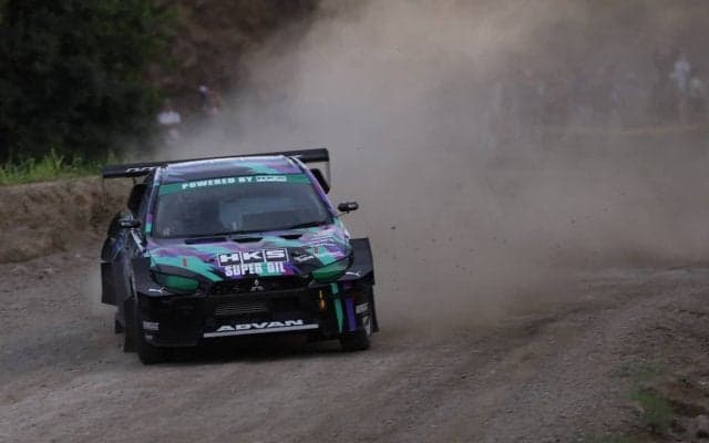 10月31日、ジャパンモビリティショーでジムカーナとダートトライアルが競演。田口勝彦や鎌田卓麻が登場