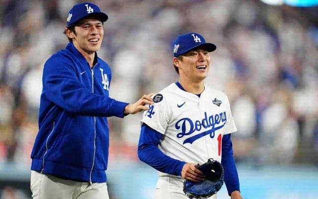 一体、何が起こった…！？ 山本由伸、目を疑う“まさかの光景”「すげえな」「泣ける」ベンチに“異変”→延長18回で衝撃展開「朗希がビビってた」