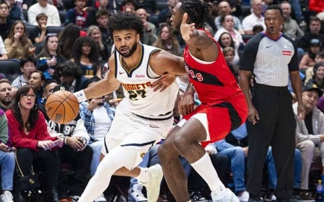 ウルブズ戦で43得点を奪ったマレー「味方がうまくスクリーンして、オープンにしてくれた」