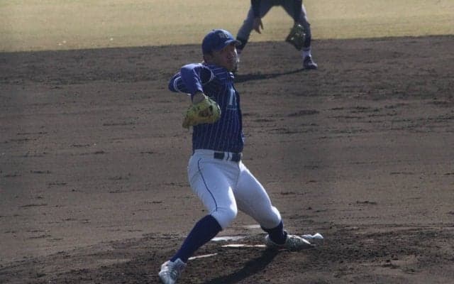 楽天が大卒1年目のドラ2左腕、中継ぎ投手陣など大量11名を戦力外…支配下64名に