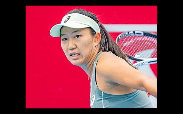  内島萌夏 逆転負けで初戦敗退 