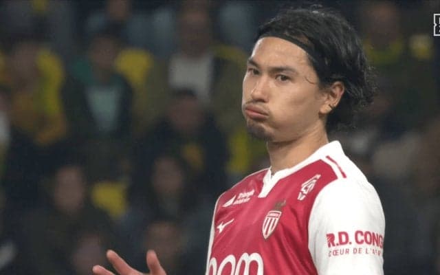 物議！南野拓実の“ゴール取り消し”に現地ファン怒り「信じられない判定」「画像じゃ何もわからない」VARの“証拠”が微妙すぎる？