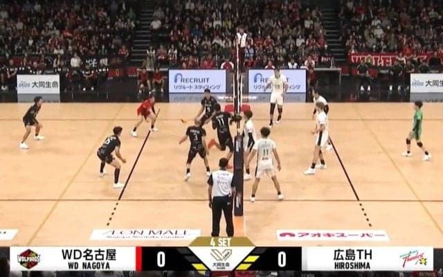 男子バレー、まるでネイマール！？ 神技ヒール“トラップ” 得点に繋げた超絶美技に会場騒然