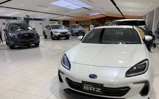 11/8〜9の富士スバル太田店カスタマイズフェアに新井敏弘が参加