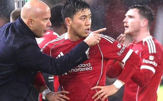 カラバオカップ敗退…止まらぬ失速、迷走するリバプール　遠藤航にも向けられる批判「エンドウの時間は終わりに近づいている」