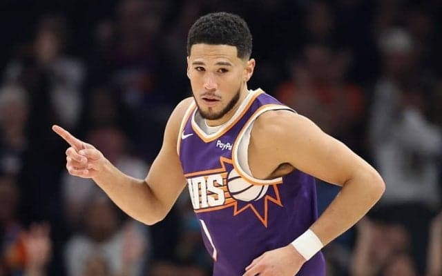 29歳を迎えたサンズのデビン・ブッカーが、NBA史上5人目のスタッツラインをクリア