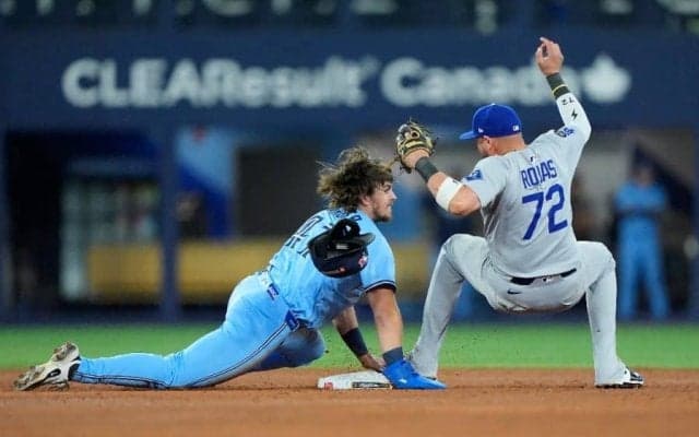 まさかの飛び出し、崩れ落ちるBジェイズ主砲　9回攻防で一体何が？…試合後に明かした胸中