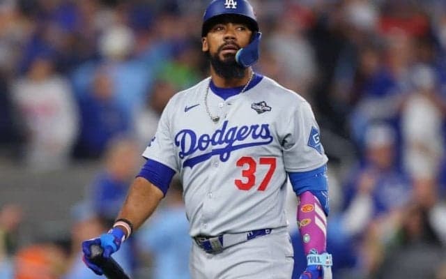 「ここに立ってほしいタイプの男に思えない」4タコ3三振…逆王手ドジャースの中で心配なテオスカー　米記者「途方に暮れているように見える」