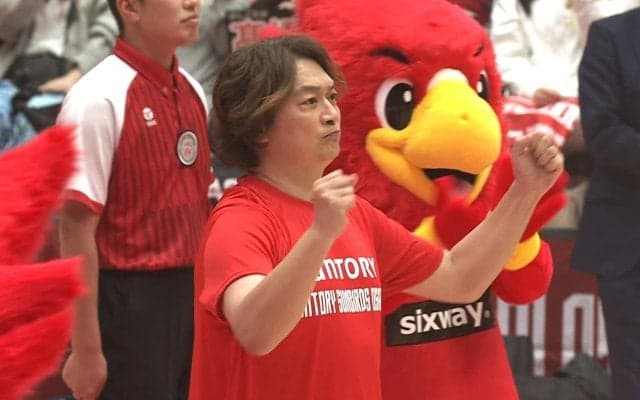 香取慎吾が「小さく見える」衝撃光景にファン騒然 「貴重すぎてラブ」「レアでした」