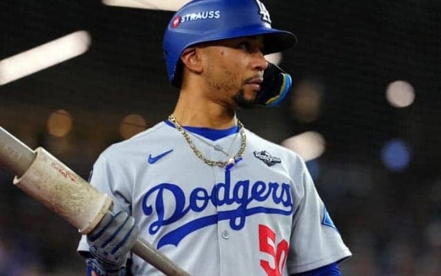 殊勲打も「神のおかげ」と漏らしたベッツに飛んだ檄　苦しみを知る名手ジーターだからこその“言葉”「そんなこと言うのはやめろ」