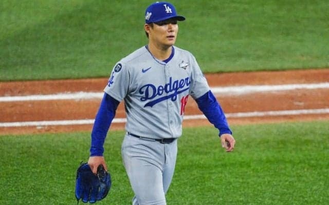 崖っぷちド軍、山本由伸がブルペンへ　前日先発も…連投の可能性、スネルとともに臨戦態勢
