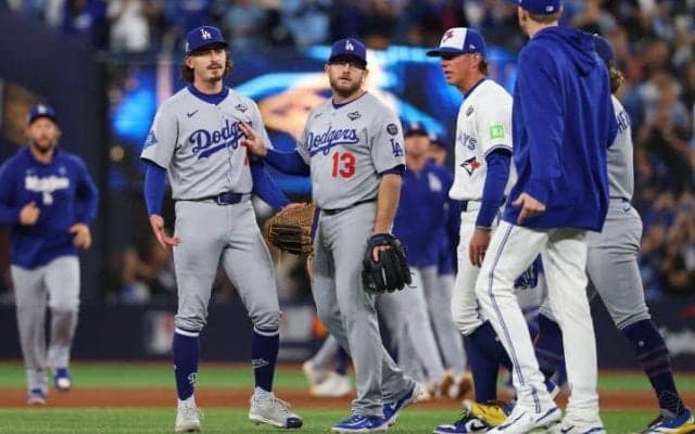 ド軍25歳左腕が「ひるむことなく立ち向かっている」死球で“一触即発”　米記者が投稿「こういうのを見ると…」