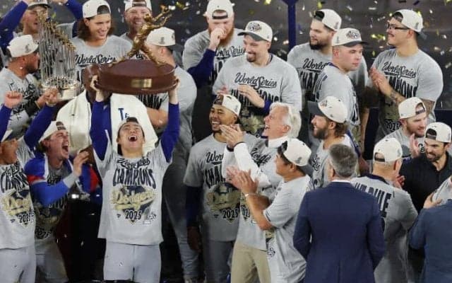 「できることは全部できました」山本由伸がワールドシリーズMVPに輝く「ブルペンいくまで投げられるか自信はなかった」