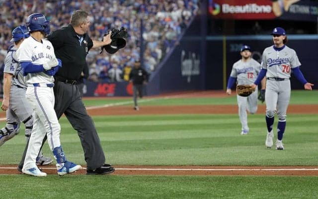 放送事故レベル！死球ぶつけて逆ギレ応戦「ダメだろw」「マジかよ」 両軍入り乱れてまさかの大乱闘「最終戦やぞ？」