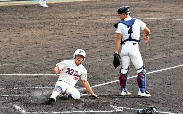 智弁学園と神戸国際大付が3日の決勝へ　秋季近畿地区高校野球大会