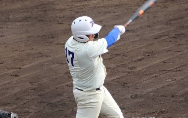 神戸国際大付が大阪桐蔭に完勝！先制打を打った強打者の名前も話題に【近畿大会】