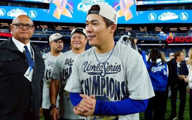 ド軍キケが“Fワード”交え由伸絶賛「楽に進む」　ビール浴びニヤり「A評価を貰ったぜ」