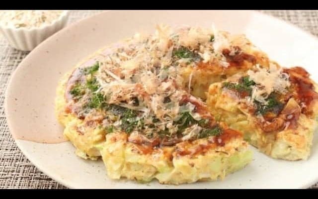 糖質オフでもおいしく！オートミールを使ったお好み焼きのレシピ