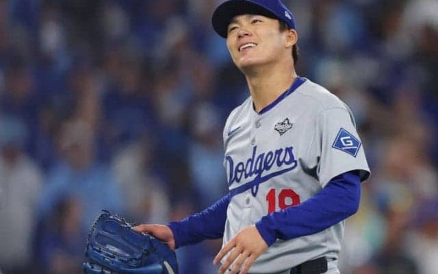 「一流のふるまいだ！」MVP男、山本由伸が極限状態でもゲレーロJr.に示した異例の所作に米感動　「スポーツの純粋さが行為に凝縮されていた」