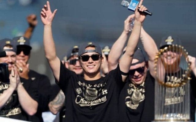 「激アツ」山本由伸“言ってない語録”公認！本人の口から名言「Losing isn’t an option」　3か国語でWS優勝スピーチ