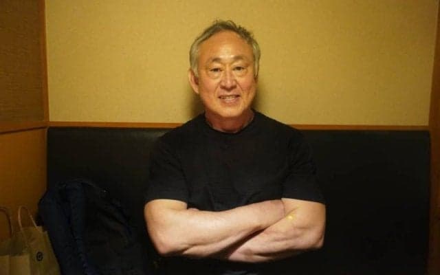 巨人から“強奪”した目玉選手　「獲れなかったらクビ」指令から見つけた突破口…つながった現在