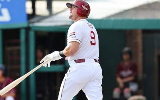 楽天助っ人が発揮したMLB本塁打王の片鱗　来日1か月で“激変”…顕著だった.182→.336