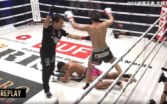 当たった瞬間に“目が飛んでる”衝撃KO 虚無状態にレフェリーたまらず時間差ストップ