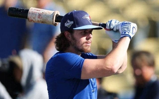 涙、嗚咽飛び交ったBジェイズのクラブハウス　目の前で逃した世界一…主砲の癒えぬ傷