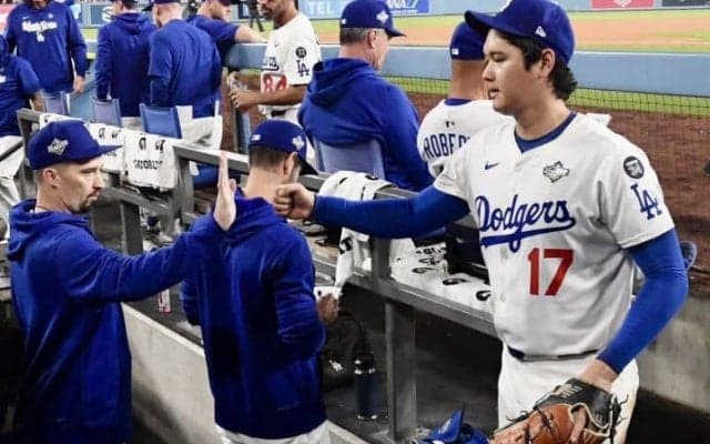 正捕手は痙攣し、大谷翔平は注射治療…壮絶だったWS18回の激闘　ド軍ナインが証言した舞台裏「点滴をしていた選手が何人もいた」