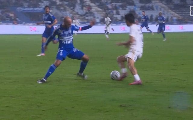 「完全に別格だな」中村敬斗が起点！華麗な“2枚かわし”ドリブルから右足一閃「上手すぎる！」圧巻フィニッシュでゴールを呼び込んだ瞬間