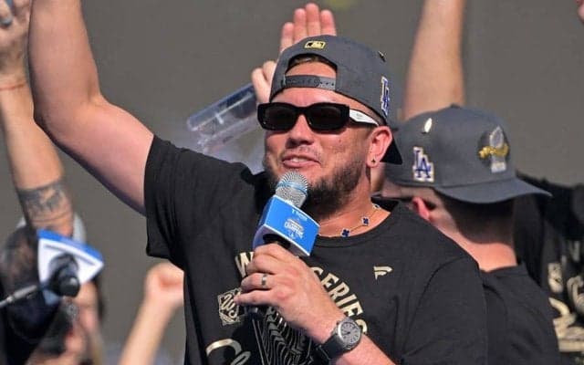 ロハスが告白「妻は喜んでいないけど」　まさかの場所に彫った“日本語タトゥー”