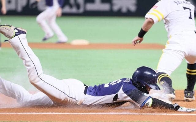 【プロ野球】「全力疾走は12球団で一番」 西武・大引啓次コーチが見た若獅子たちの変化と心を育てるコーチングの真髄
