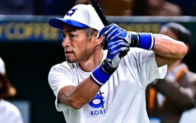 52歳イチロー氏が柵越え連発　殿堂入り後も高校指導…63スイング中9発に拍手喝采