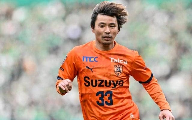 「やっぱり乾はうまい｣J1清水の元W杯戦士MF乾貴士の古巣相手から奪った右足弾が芸術的！｢なんちゅう角度やねん｣｢このゴール観れたので今日は大満足｣