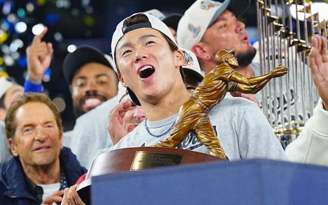 由伸ユニが「オオタニよりも売れている」　巨大広告もLAに誕生…一躍“時の人”に