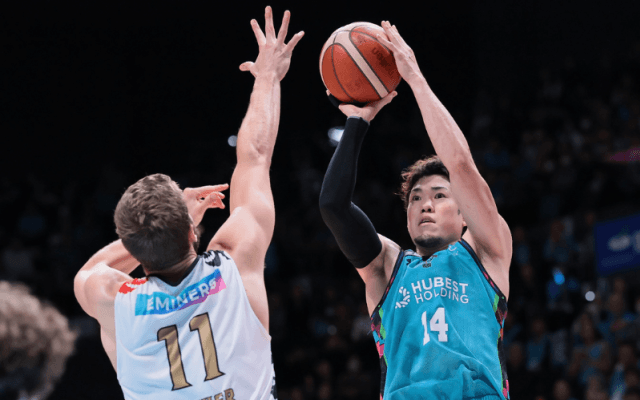 佐賀の金丸晃輔がB1通算900本目の3P成功「1000本目指して頑張ります」