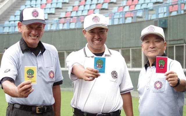 威圧的指導を「どうにかして」　投書が多数…暴力暴言根絶へ、導入された“警告カード”